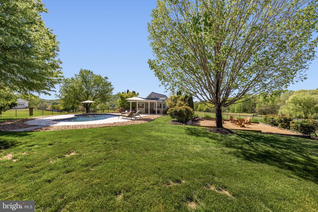 64 ROLLING GREEN LN, BRIGHTWOOD, Virginia 22715, 4 Bedrooms Bedrooms, ,3 BathroomsBathrooms,Residential,64 ROLLING GREEN LN,VAMA2002712 MLS # VAMA2002712