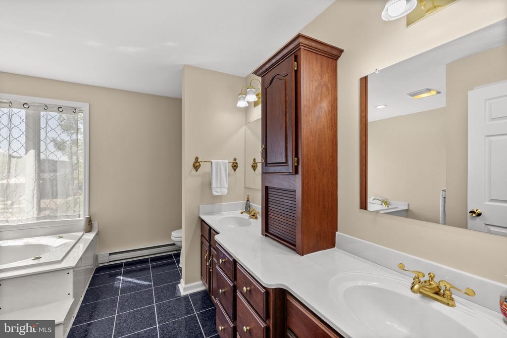 64 ROLLING GREEN LN, BRIGHTWOOD, Virginia 22715, 4 Bedrooms Bedrooms, ,3 BathroomsBathrooms,Residential,64 ROLLING GREEN LN,VAMA2002712 MLS # VAMA2002712