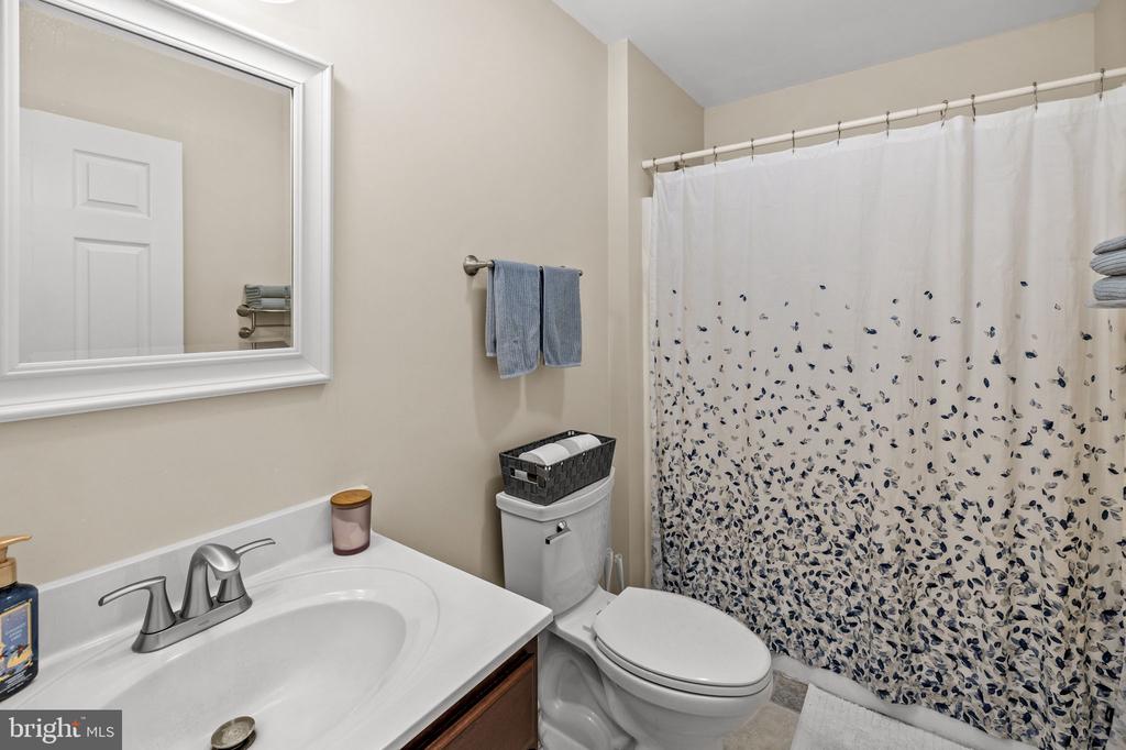 64 ROLLING GREEN LN, BRIGHTWOOD, Virginia 22715, 4 Bedrooms Bedrooms, ,3 BathroomsBathrooms,Residential,64 ROLLING GREEN LN,VAMA2002712 MLS # VAMA2002712