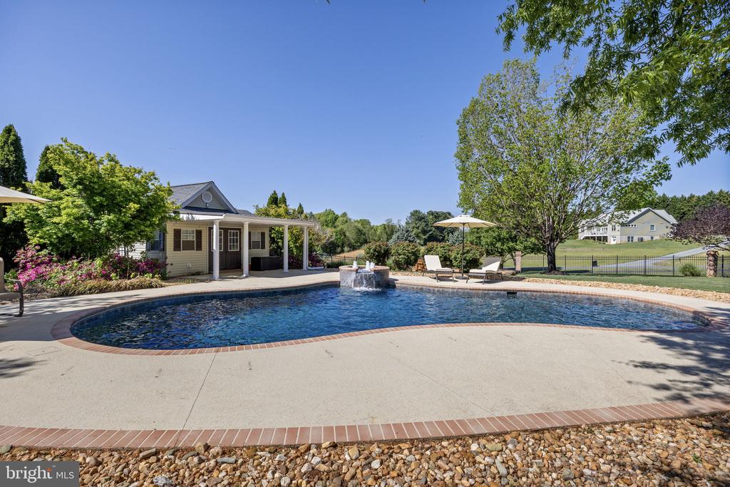 64 ROLLING GREEN LN, BRIGHTWOOD, Virginia 22715, 4 Bedrooms Bedrooms, ,3 BathroomsBathrooms,Residential,64 ROLLING GREEN LN,VAMA2002712 MLS # VAMA2002712