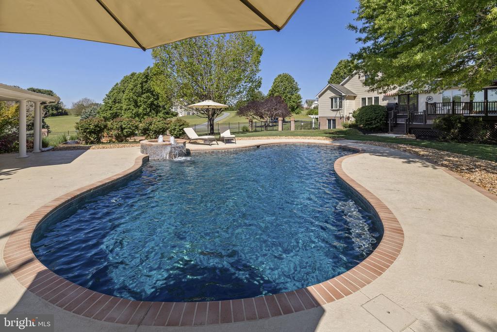 64 ROLLING GREEN LN, BRIGHTWOOD, Virginia 22715, 4 Bedrooms Bedrooms, ,3 BathroomsBathrooms,Residential,64 ROLLING GREEN LN,VAMA2002712 MLS # VAMA2002712