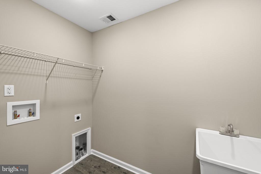 12413 TOLL HOUSE RD, SPOTSYLVANIA, Virginia 22551, 4 Bedrooms Bedrooms, ,2 BathroomsBathrooms,Residential,12413 TOLL HOUSE RD,VASP2041226 MLS # VASP2041226