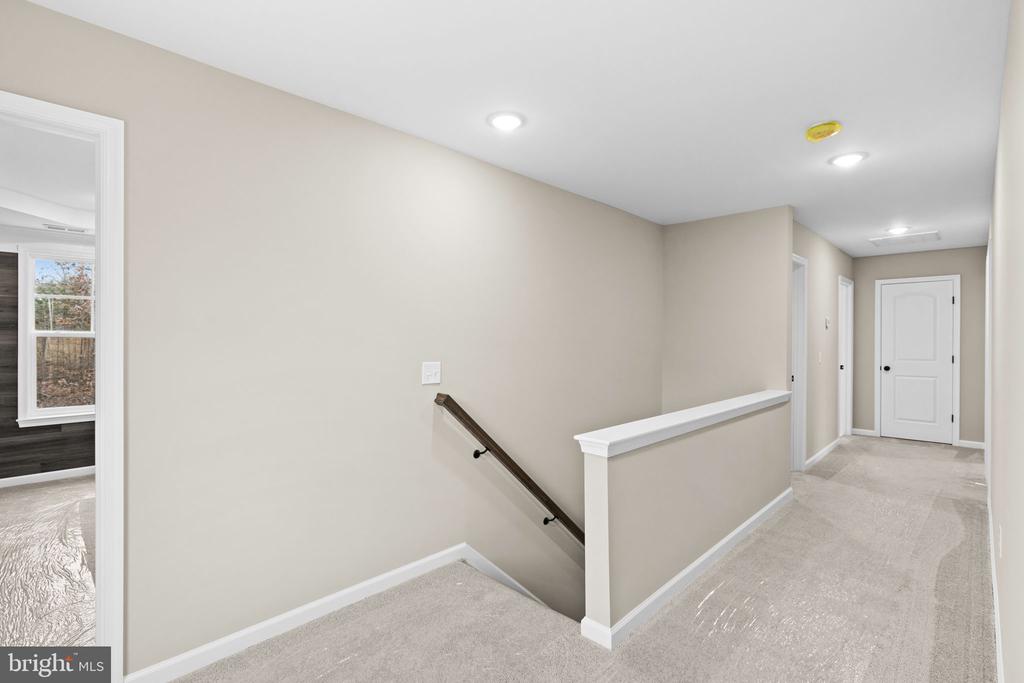 10912 THIEL CT, SPOTSYLVANIA, Virginia 22551, 4 Bedrooms Bedrooms, ,2 BathroomsBathrooms,Residential,10912 THIEL CT,VASP2041224 MLS # VASP2041224