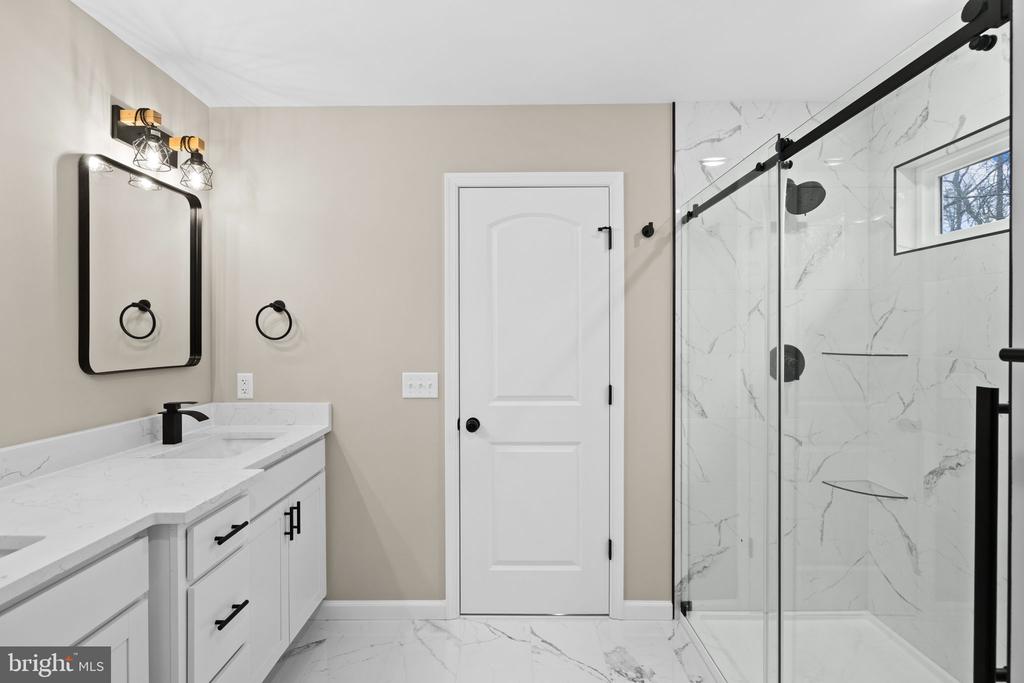 10912 THIEL CT, SPOTSYLVANIA, Virginia 22551, 4 Bedrooms Bedrooms, ,2 BathroomsBathrooms,Residential,10912 THIEL CT,VASP2041224 MLS # VASP2041224