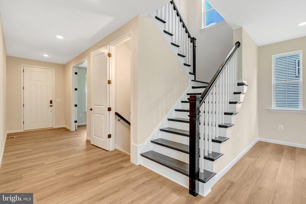 35602 PINE NEEDLE LN, LOCUST GROVE, Virginia 22508, 4 Bedrooms Bedrooms, ,2 BathroomsBathrooms,Residential,35602 PINE NEEDLE LN,VAOR2013940 MLS # VAOR2013940