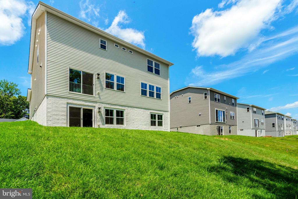 35602 PINE NEEDLE LN, LOCUST GROVE, Virginia 22508, 4 Bedrooms Bedrooms, ,2 BathroomsBathrooms,Residential,35602 PINE NEEDLE LN,VAOR2013940 MLS # VAOR2013940