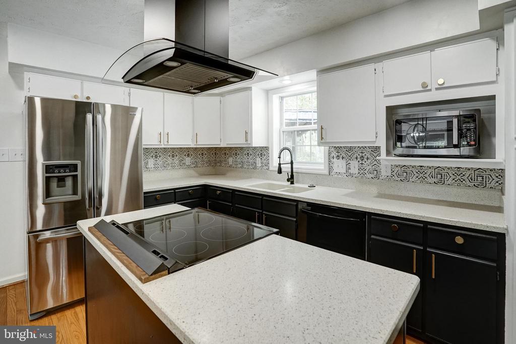 130 OAKLEIGH LN, BUMPASS, Virginia 23024, 4 Bedrooms Bedrooms, ,3 BathroomsBathrooms,Residential,130 OAKLEIGH LN,VALA2009688 MLS # VALA2009688