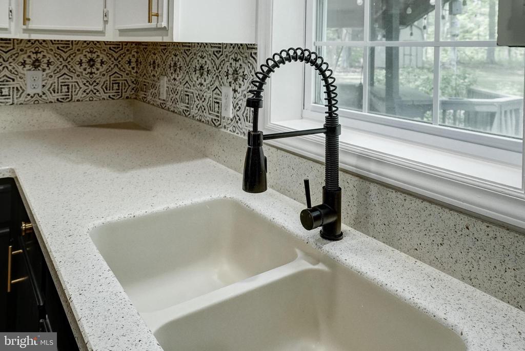 130 OAKLEIGH LN, BUMPASS, Virginia 23024, 4 Bedrooms Bedrooms, ,3 BathroomsBathrooms,Residential,130 OAKLEIGH LN,VALA2009688 MLS # VALA2009688