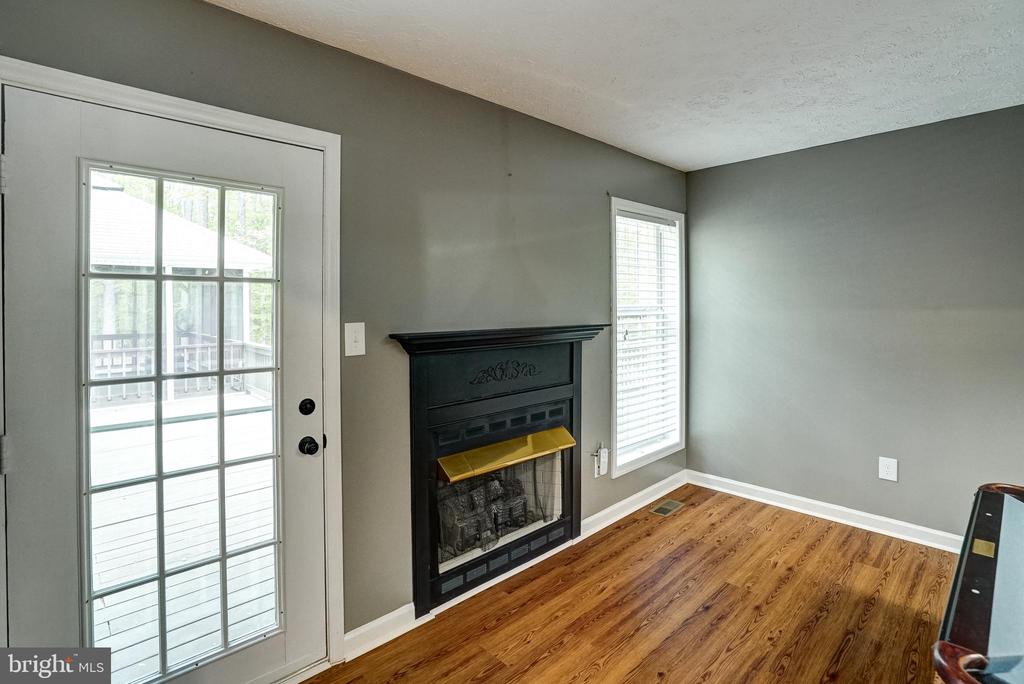 130 OAKLEIGH LN, BUMPASS, Virginia 23024, 4 Bedrooms Bedrooms, ,3 BathroomsBathrooms,Residential,130 OAKLEIGH LN,VALA2009688 MLS # VALA2009688