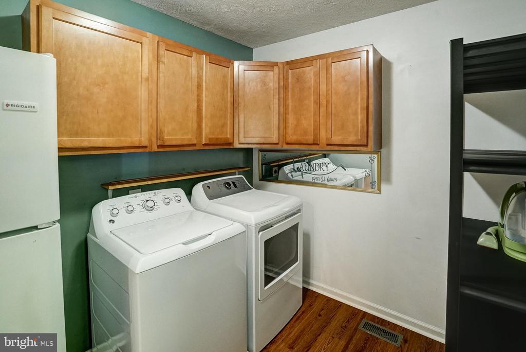 130 OAKLEIGH LN, BUMPASS, Virginia 23024, 4 Bedrooms Bedrooms, ,3 BathroomsBathrooms,Residential,130 OAKLEIGH LN,VALA2009688 MLS # VALA2009688