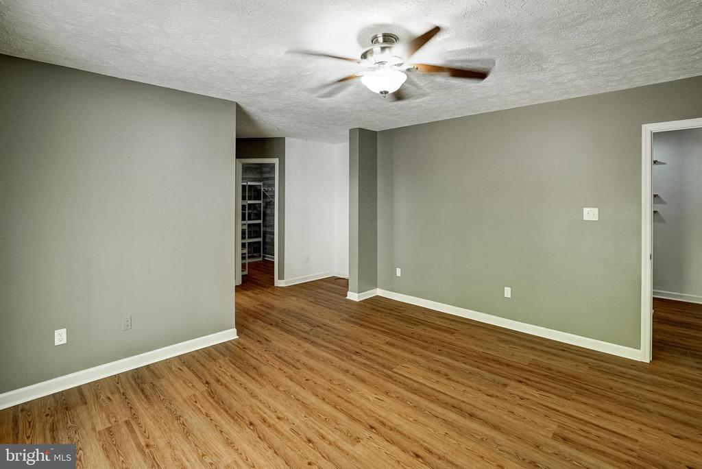 130 OAKLEIGH LN, BUMPASS, Virginia 23024, 4 Bedrooms Bedrooms, ,3 BathroomsBathrooms,Residential,130 OAKLEIGH LN,VALA2009688 MLS # VALA2009688