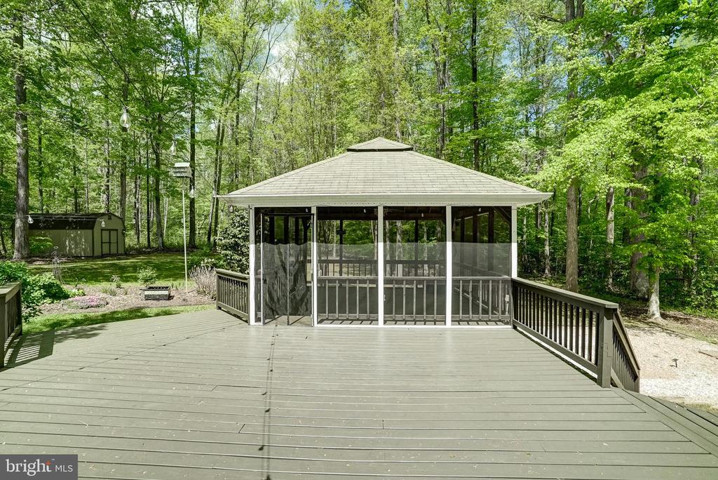 130 OAKLEIGH LN, BUMPASS, Virginia 23024, 4 Bedrooms Bedrooms, ,3 BathroomsBathrooms,Residential,130 OAKLEIGH LN,VALA2009688 MLS # VALA2009688