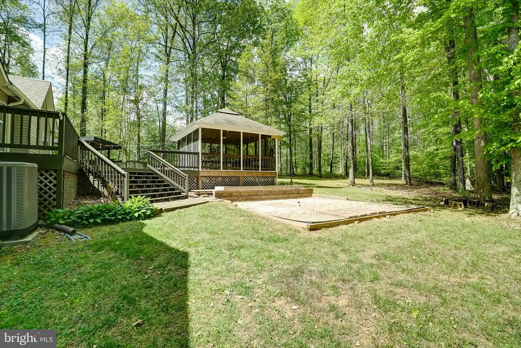 130 OAKLEIGH LN, BUMPASS, Virginia 23024, 4 Bedrooms Bedrooms, ,3 BathroomsBathrooms,Residential,130 OAKLEIGH LN,VALA2009688 MLS # VALA2009688