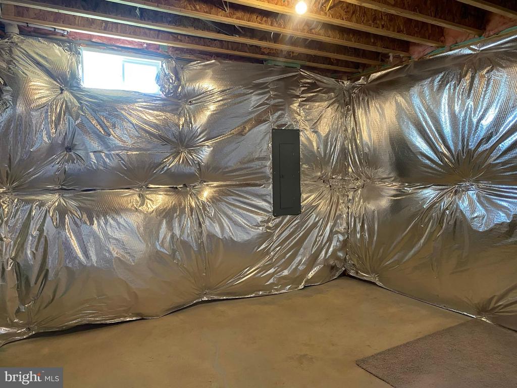 1916 SUNSET LN, CULPEPER, Virginia 22701, 4 Bedrooms Bedrooms, ,5 BathroomsBathrooms,Residential,1916 SUNSET LN,VACU2013382 MLS # VACU2013382