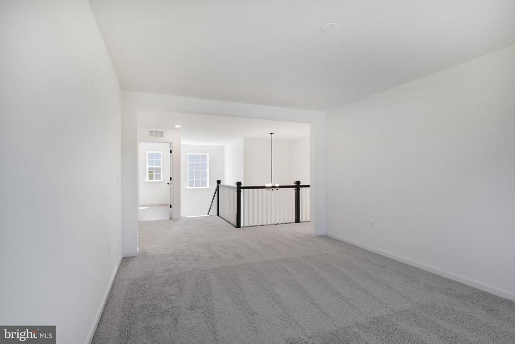 1916 SUNSET LN, CULPEPER, Virginia 22701, 4 Bedrooms Bedrooms, ,5 BathroomsBathrooms,Residential,1916 SUNSET LN,VACU2013382 MLS # VACU2013382