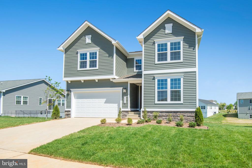 1916 SUNSET LN, CULPEPER, Virginia 22701, 4 Bedrooms Bedrooms, ,5 BathroomsBathrooms,Residential,1916 SUNSET LN,VACU2013382 MLS # VACU2013382