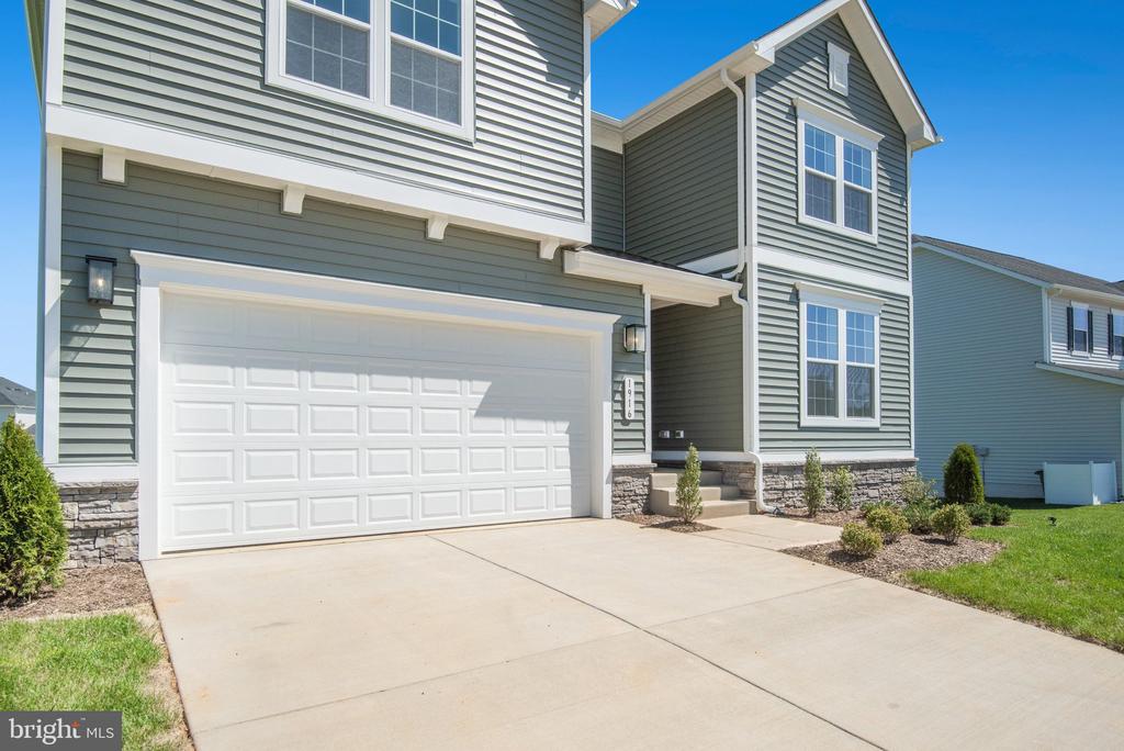 1916 SUNSET LN, CULPEPER, Virginia 22701, 4 Bedrooms Bedrooms, ,5 BathroomsBathrooms,Residential,1916 SUNSET LN,VACU2013382 MLS # VACU2013382