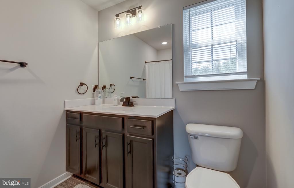 126 RIVA WAY, PALMYRA, Virginia 22963, 4 Bedrooms Bedrooms, ,3 BathroomsBathrooms,Residential,126 RIVA WAY,VAFN2000674 MLS # VAFN2000674