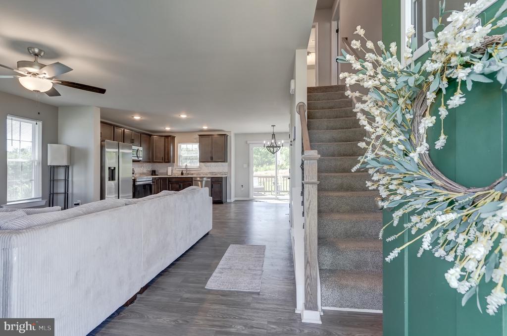 126 RIVA WAY, PALMYRA, Virginia 22963, 4 Bedrooms Bedrooms, ,3 BathroomsBathrooms,Residential,126 RIVA WAY,VAFN2000674 MLS # VAFN2000674