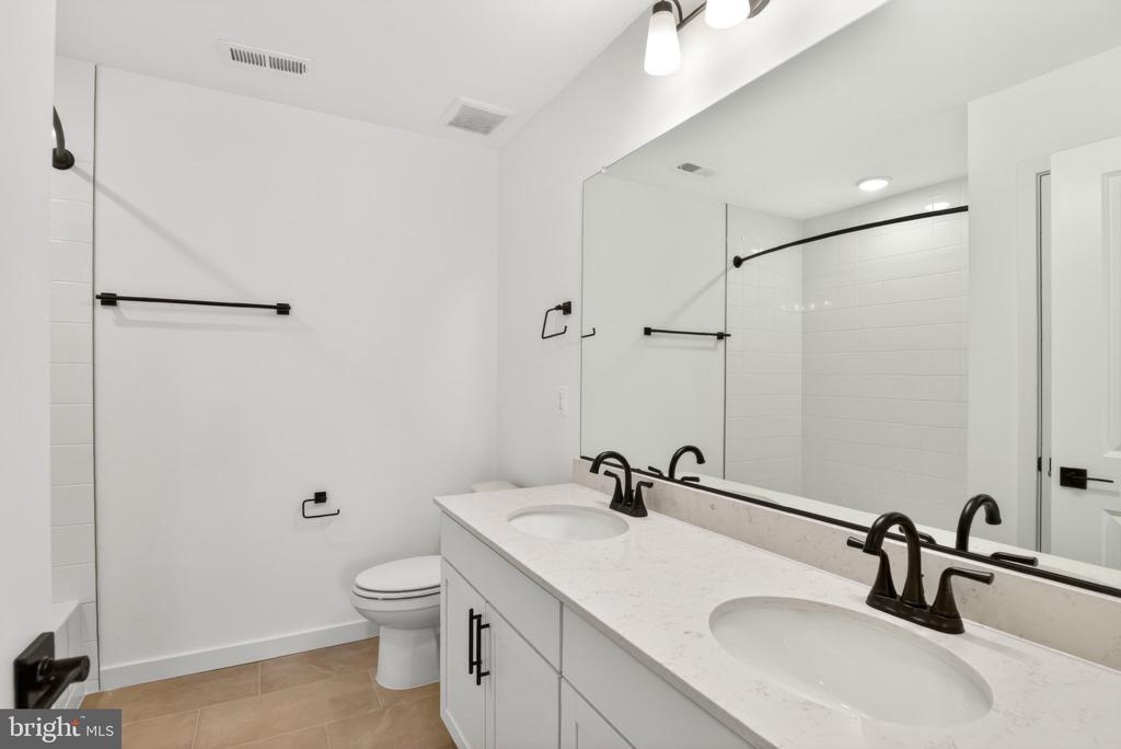 2012 DIVOT DR, CULPEPER, Virginia 22701, 4 Bedrooms Bedrooms, ,4 BathroomsBathrooms,Residential,2012 DIVOT DR,VACU2013390 MLS # VACU2013390