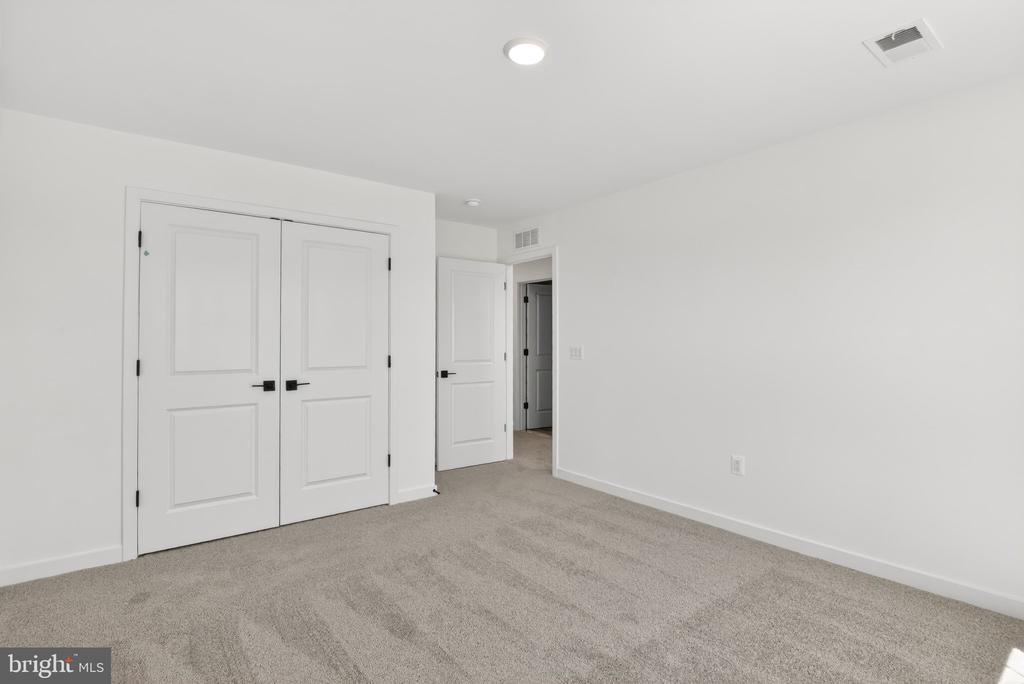 2012 DIVOT DR, CULPEPER, Virginia 22701, 4 Bedrooms Bedrooms, ,4 BathroomsBathrooms,Residential,2012 DIVOT DR,VACU2013390 MLS # VACU2013390