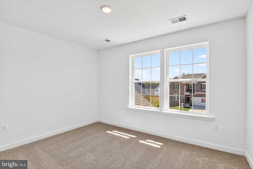 2012 DIVOT DR, CULPEPER, Virginia 22701, 4 Bedrooms Bedrooms, ,4 BathroomsBathrooms,Residential,2012 DIVOT DR,VACU2013390 MLS # VACU2013390