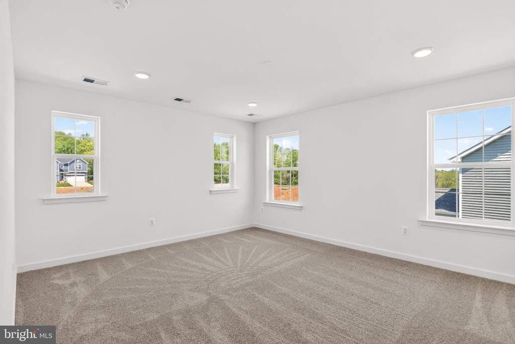 2012 DIVOT DR, CULPEPER, Virginia 22701, 4 Bedrooms Bedrooms, ,4 BathroomsBathrooms,Residential,2012 DIVOT DR,VACU2013390 MLS # VACU2013390