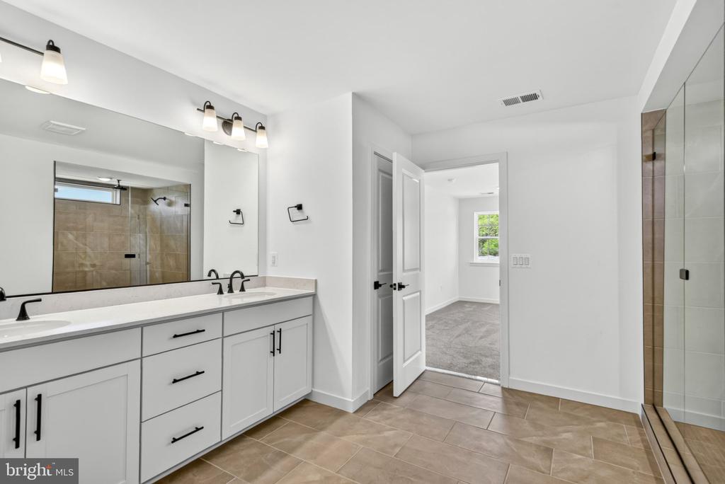 2012 DIVOT DR, CULPEPER, Virginia 22701, 4 Bedrooms Bedrooms, ,4 BathroomsBathrooms,Residential,2012 DIVOT DR,VACU2013390 MLS # VACU2013390