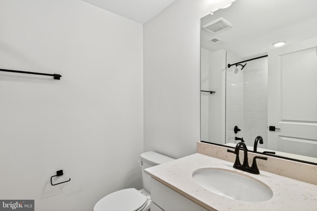 2012 DIVOT DR, CULPEPER, Virginia 22701, 4 Bedrooms Bedrooms, ,4 BathroomsBathrooms,Residential,2012 DIVOT DR,VACU2013390 MLS # VACU2013390