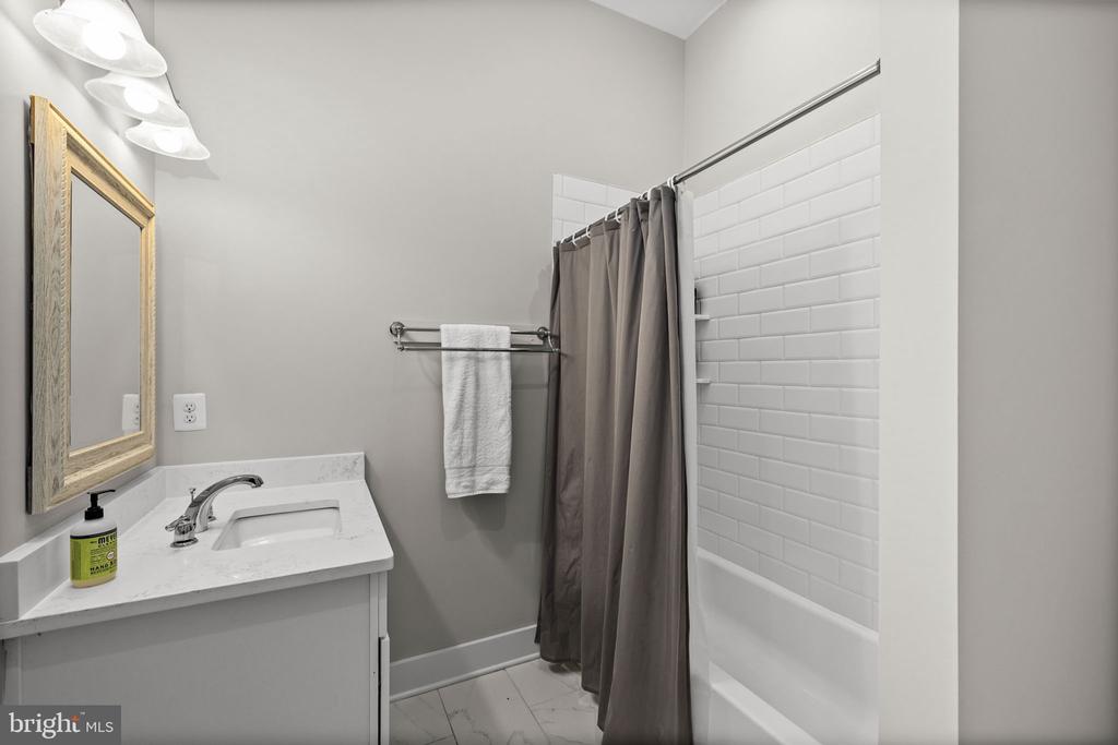 6616 SUMMERVIEW CT, ORANGE, Virginia 22960, 7 Bedrooms Bedrooms, ,5 BathroomsBathrooms,Residential,6616 SUMMERVIEW CT,VASP2041110 MLS # VASP2041110