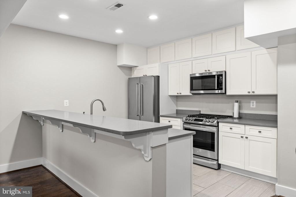 6616 SUMMERVIEW CT, ORANGE, Virginia 22960, 7 Bedrooms Bedrooms, ,5 BathroomsBathrooms,Residential,6616 SUMMERVIEW CT,VASP2041110 MLS # VASP2041110