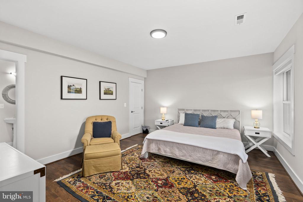 6616 SUMMERVIEW CT, ORANGE, Virginia 22960, 7 Bedrooms Bedrooms, ,5 BathroomsBathrooms,Residential,6616 SUMMERVIEW CT,VASP2041110 MLS # VASP2041110