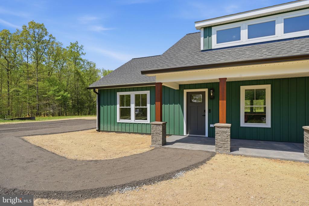 22246 COUNTRYSIDE LANE, LIGNUM, Virginia 22726, 3 Bedrooms Bedrooms, ,2 BathroomsBathrooms,Residential,22246 COUNTRYSIDE LANE,VACU2013380 MLS # VACU2013380