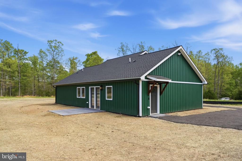 22246 COUNTRYSIDE LANE, LIGNUM, Virginia 22726, 3 Bedrooms Bedrooms, ,2 BathroomsBathrooms,Residential,22246 COUNTRYSIDE LANE,VACU2013380 MLS # VACU2013380