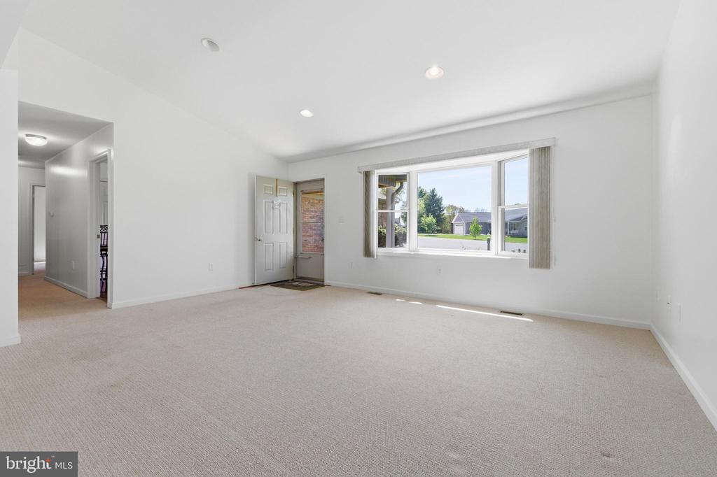 7 BLUE RIDGE CT, LURAY, Virginia 22835, 3 Bedrooms Bedrooms, ,2 BathroomsBathrooms,Residential,7 BLUE RIDGE CT,VAPA2006236 MLS # VAPA2006236