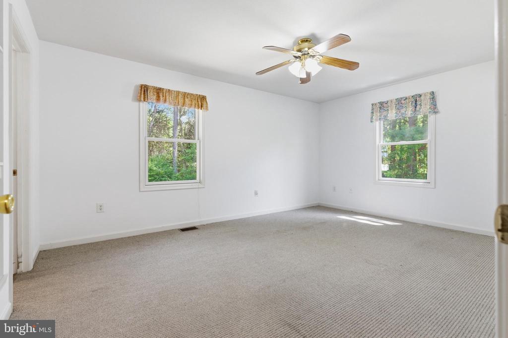 7 BLUE RIDGE CT, LURAY, Virginia 22835, 3 Bedrooms Bedrooms, ,2 BathroomsBathrooms,Residential,7 BLUE RIDGE CT,VAPA2006236 MLS # VAPA2006236