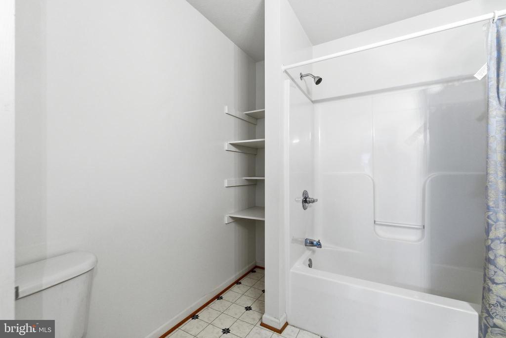 7 BLUE RIDGE CT, LURAY, Virginia 22835, 3 Bedrooms Bedrooms, ,2 BathroomsBathrooms,Residential,7 BLUE RIDGE CT,VAPA2006236 MLS # VAPA2006236