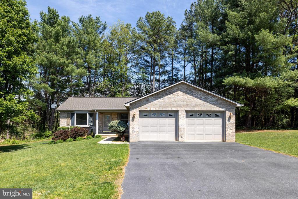 7 BLUE RIDGE CT, LURAY, Virginia 22835, 3 Bedrooms Bedrooms, ,2 BathroomsBathrooms,Residential,7 BLUE RIDGE CT,VAPA2006236 MLS # VAPA2006236