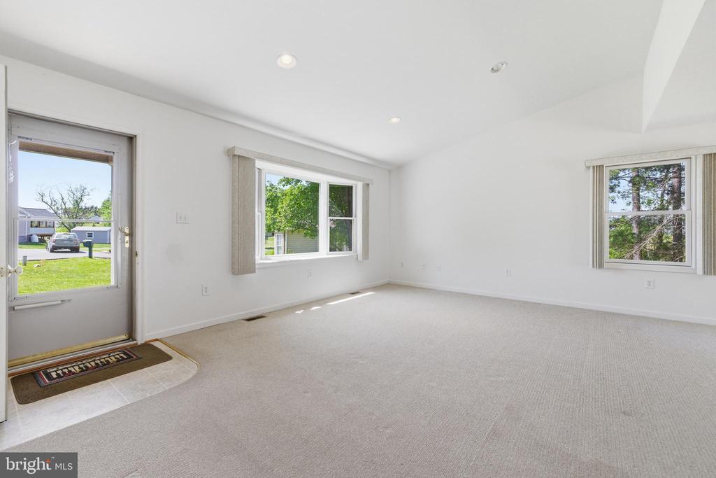 7 BLUE RIDGE CT, LURAY, Virginia 22835, 3 Bedrooms Bedrooms, ,2 BathroomsBathrooms,Residential,7 BLUE RIDGE CT,VAPA2006236 MLS # VAPA2006236