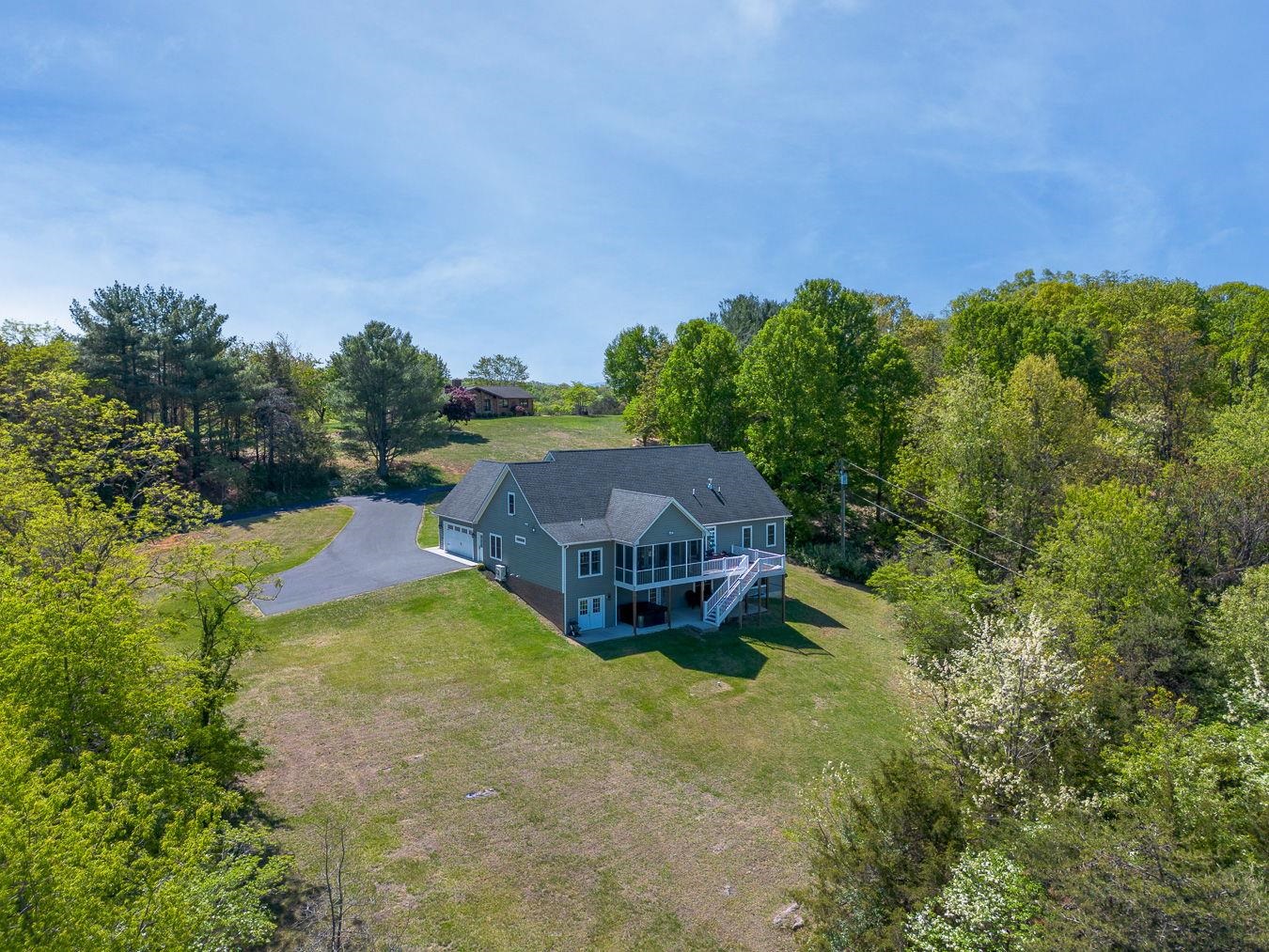 65 WAKEFIELD DR, VERONA, Virginia 24482, 3 Bedrooms Bedrooms, ,2 BathroomsBathrooms,Residential,65 WAKEFIELD DR,675951 MLS # 675951