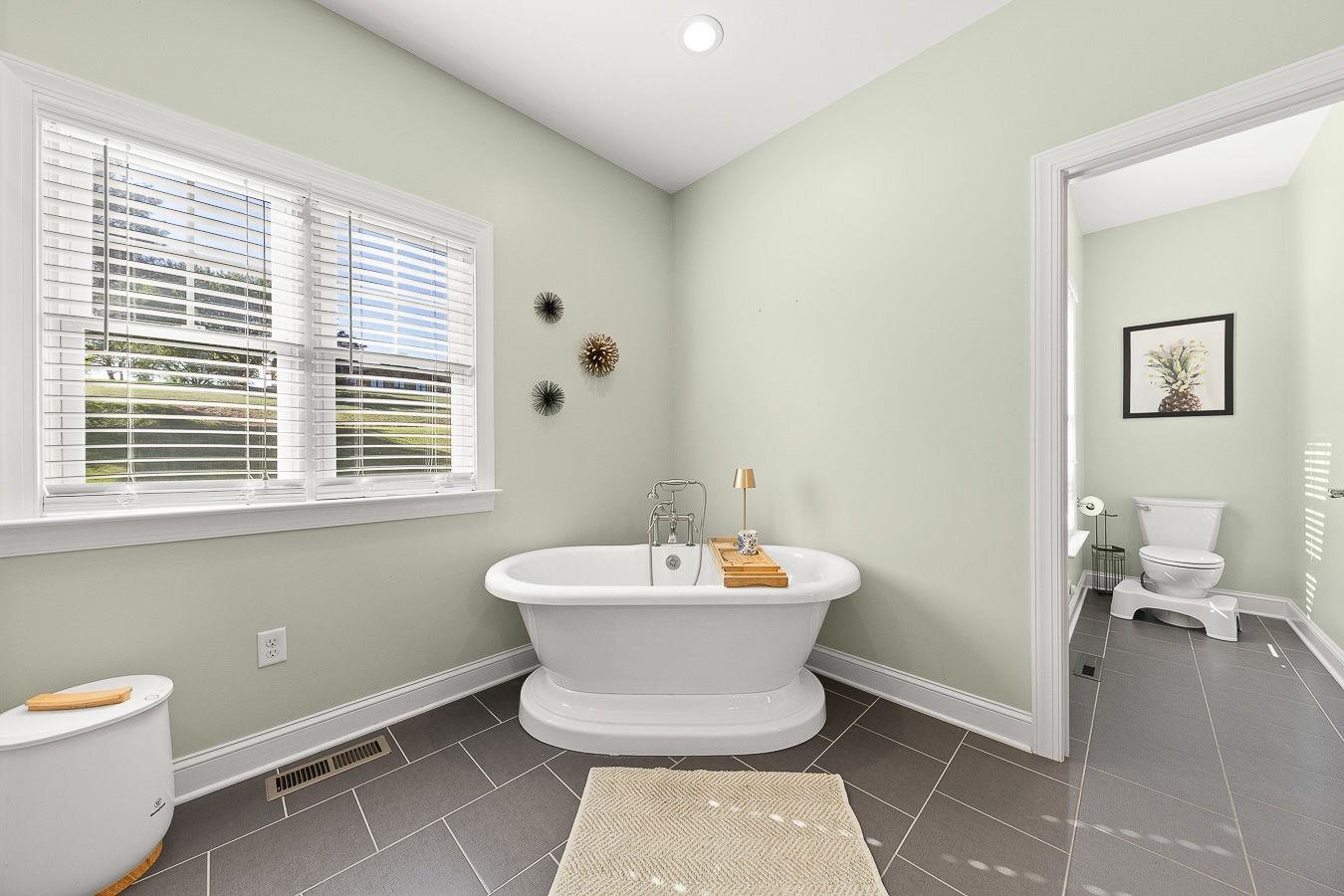 65 WAKEFIELD DR, VERONA, Virginia 24482, 3 Bedrooms Bedrooms, ,2 BathroomsBathrooms,Residential,65 WAKEFIELD DR,675951 MLS # 675951