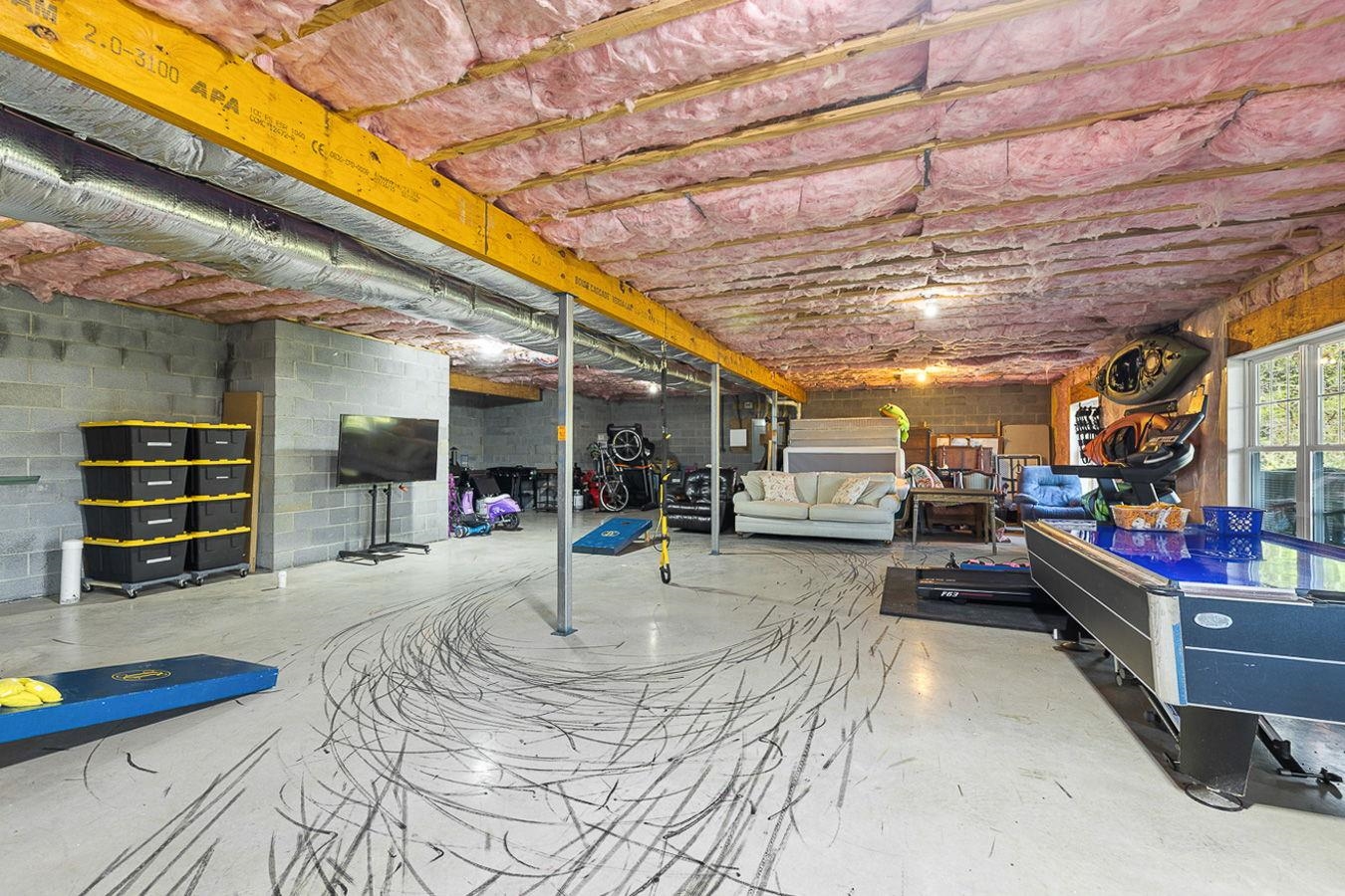 Full Basement with tall Ceilings and 4th Bathroom Rough-in