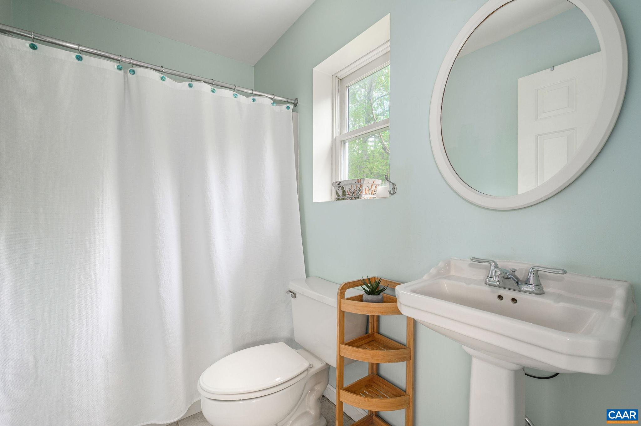 2557 CRAIGS STORE RD, AFTON, Virginia 22920, 5 Bedrooms Bedrooms, ,3 BathroomsBathrooms,Residential,2557 CRAIGS STORE RD,675996 MLS # 675996