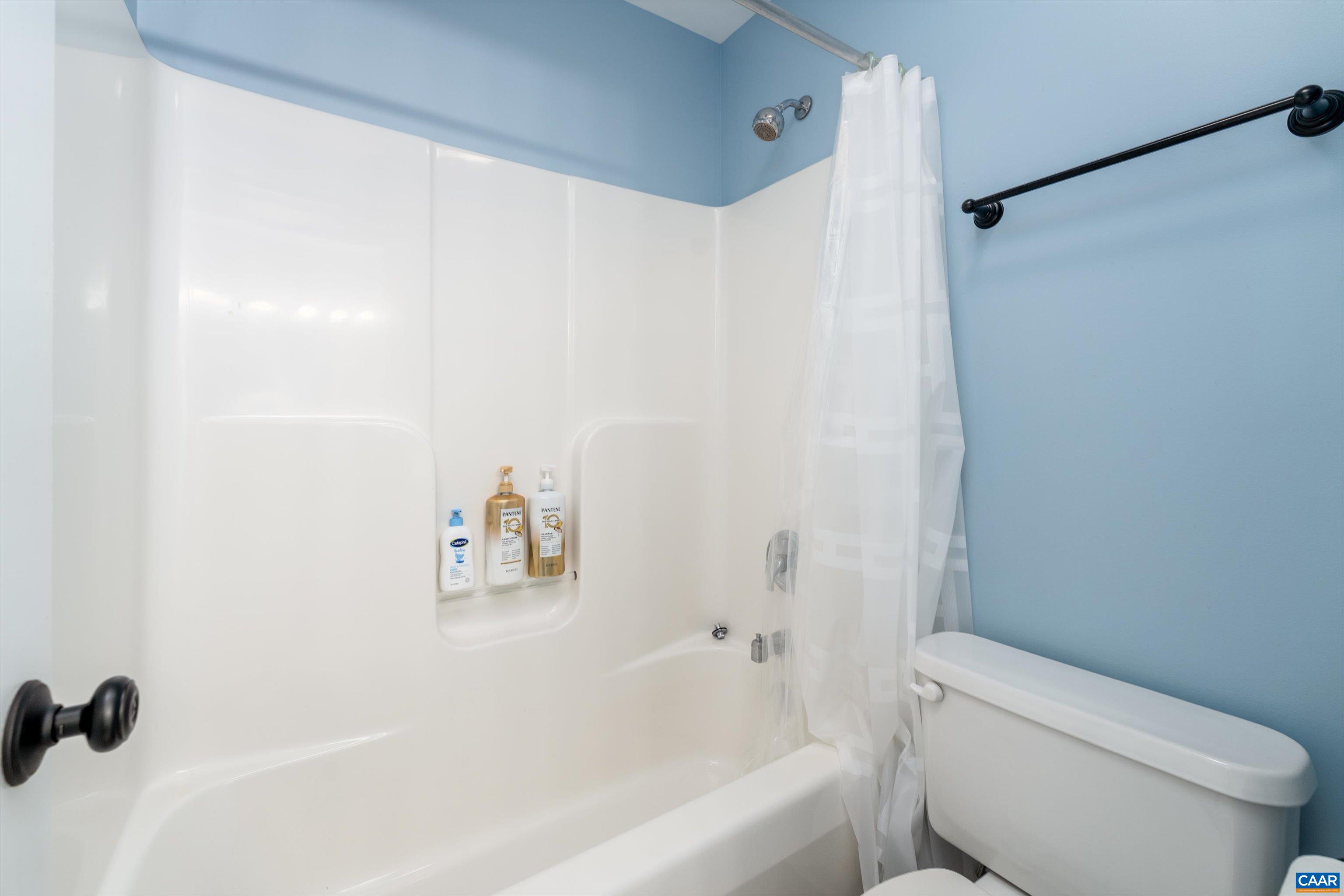 129 FONTANA CT, CHARLOTTESVILLE, Virginia 22911, 5 Bedrooms Bedrooms, ,4 BathroomsBathrooms,Residential,129 FONTANA CT,676041 MLS # 676041