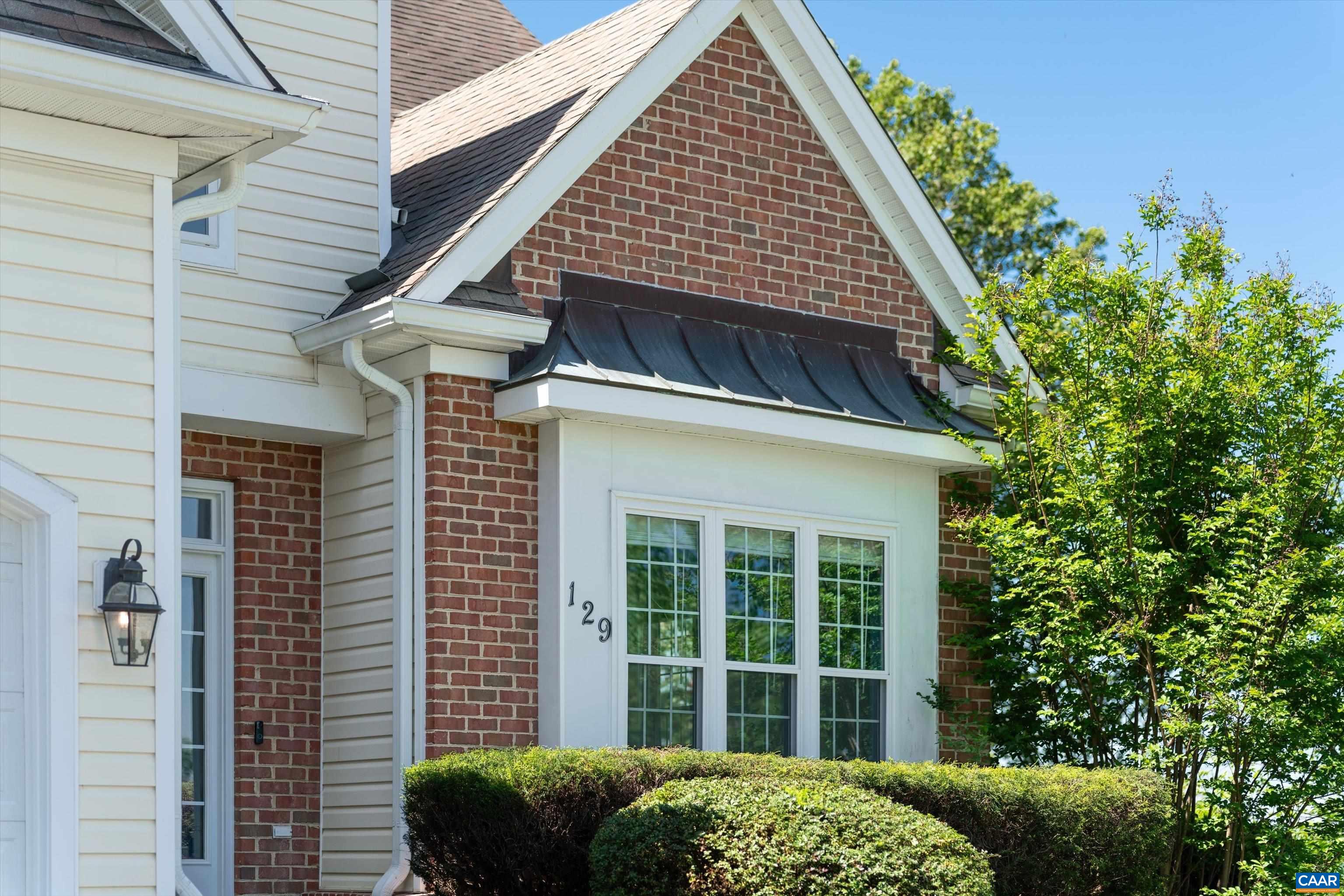 129 FONTANA CT, CHARLOTTESVILLE, Virginia 22911, 5 Bedrooms Bedrooms, ,4 BathroomsBathrooms,Residential,129 FONTANA CT,676041 MLS # 676041