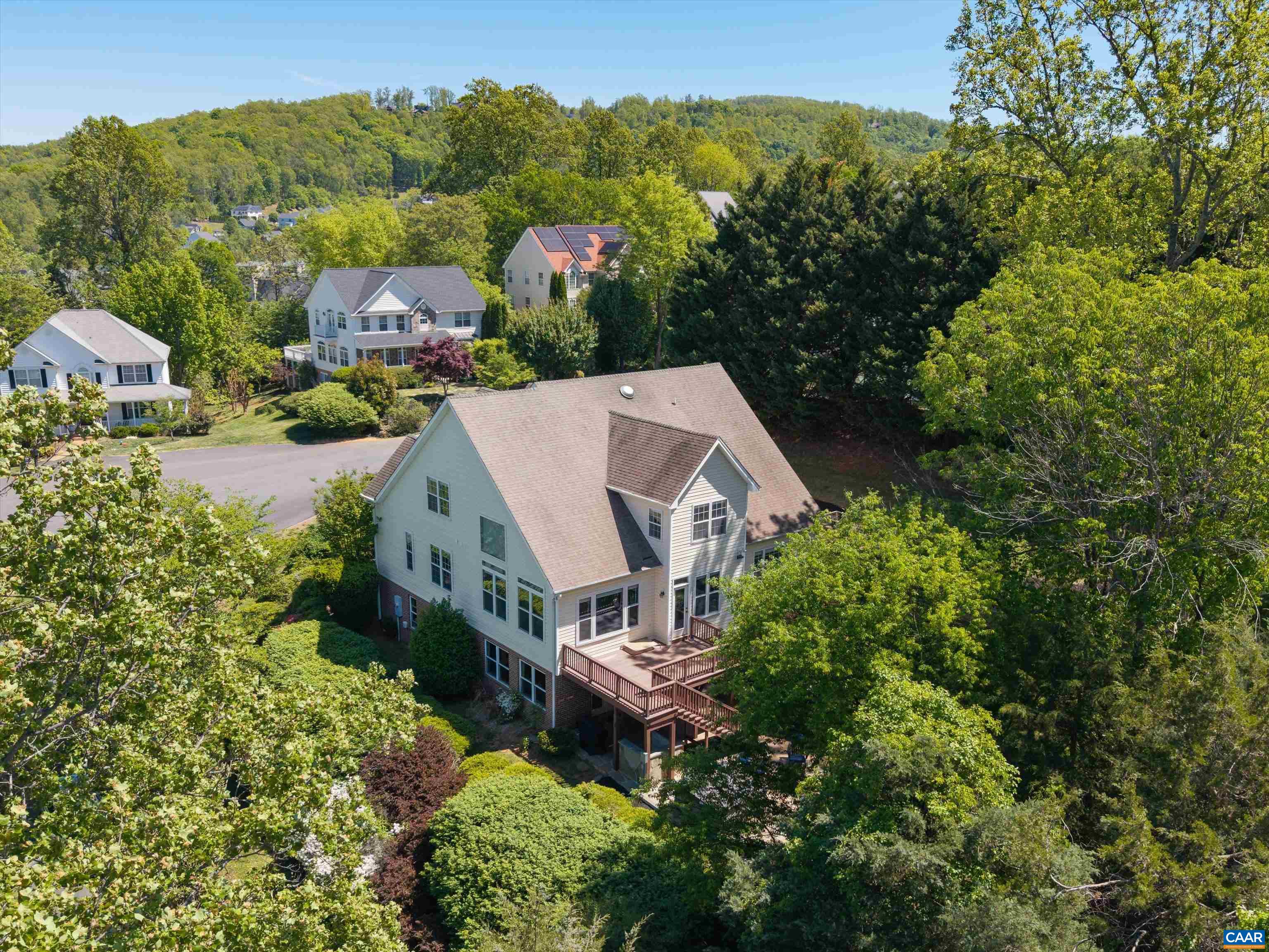 129 FONTANA CT, CHARLOTTESVILLE, Virginia 22911, 5 Bedrooms Bedrooms, ,4 BathroomsBathrooms,Residential,129 FONTANA CT,676041 MLS # 676041