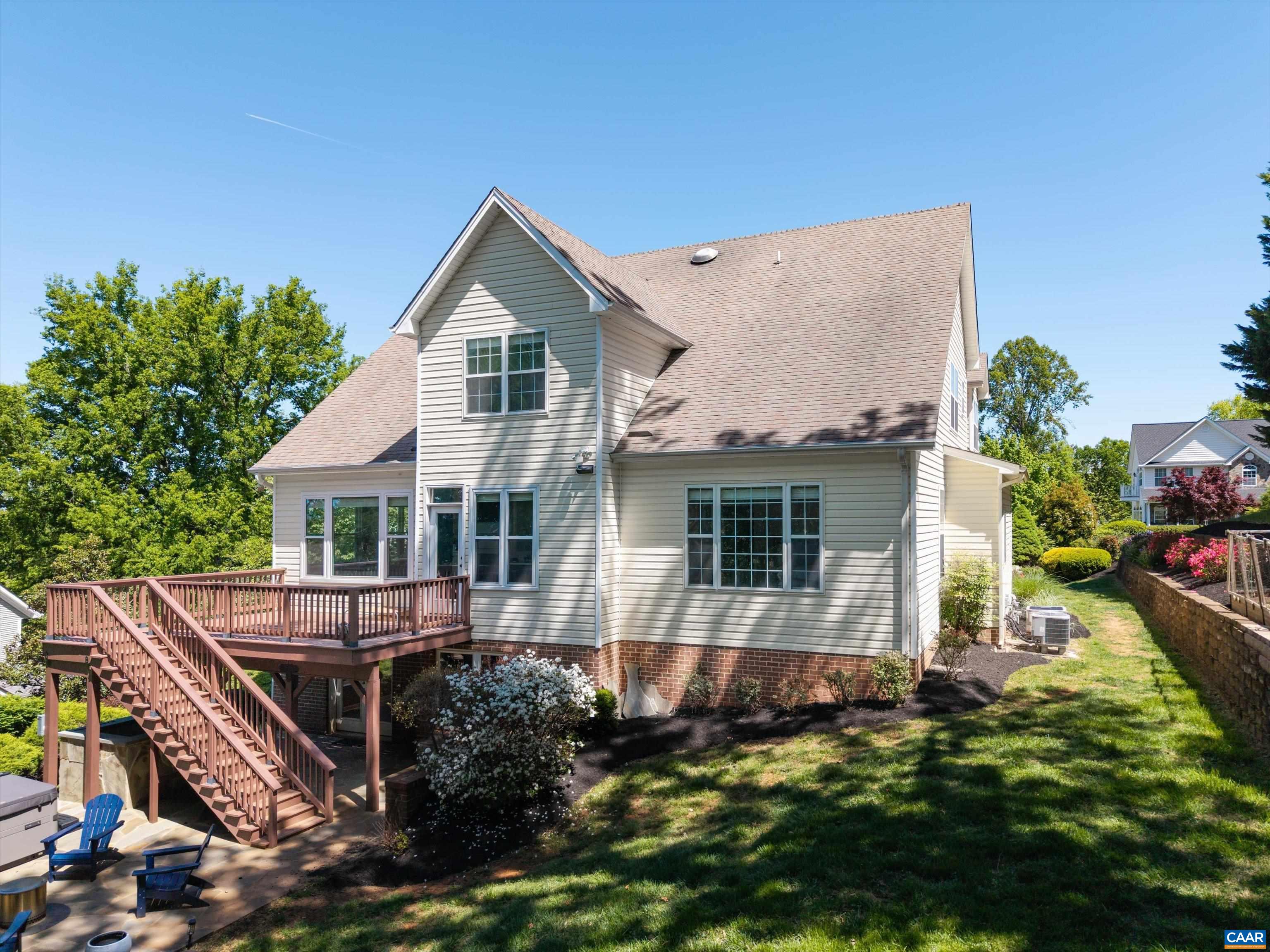 129 FONTANA CT, CHARLOTTESVILLE, Virginia 22911, 5 Bedrooms Bedrooms, ,4 BathroomsBathrooms,Residential,129 FONTANA CT,676041 MLS # 676041