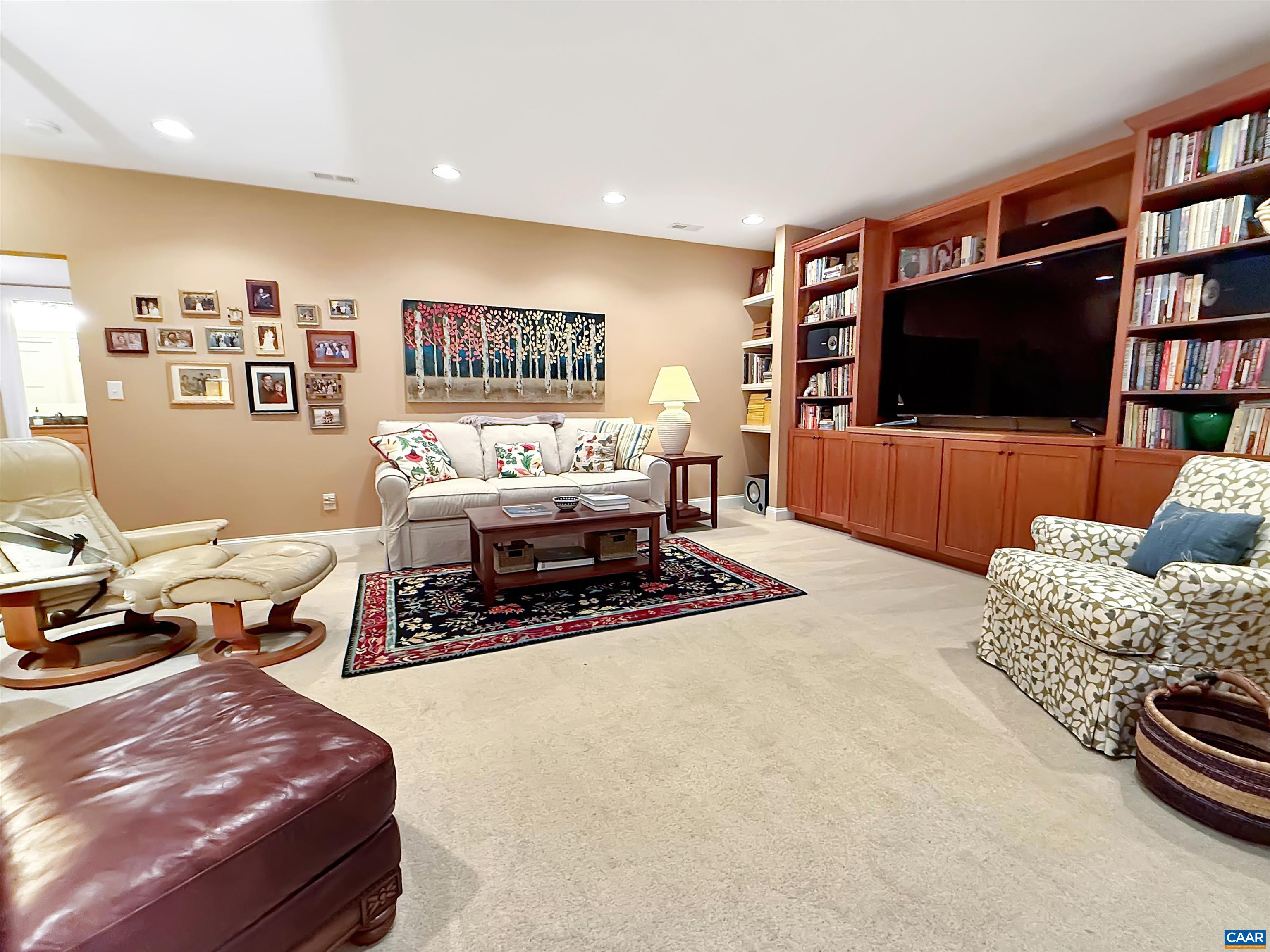 4225 WOODTHRUSH LN, BARBOURSVILLE, Virginia 22923, 5 Bedrooms Bedrooms, ,5 BathroomsBathrooms,Residential,4225 WOODTHRUSH LN,676106 MLS # 676106