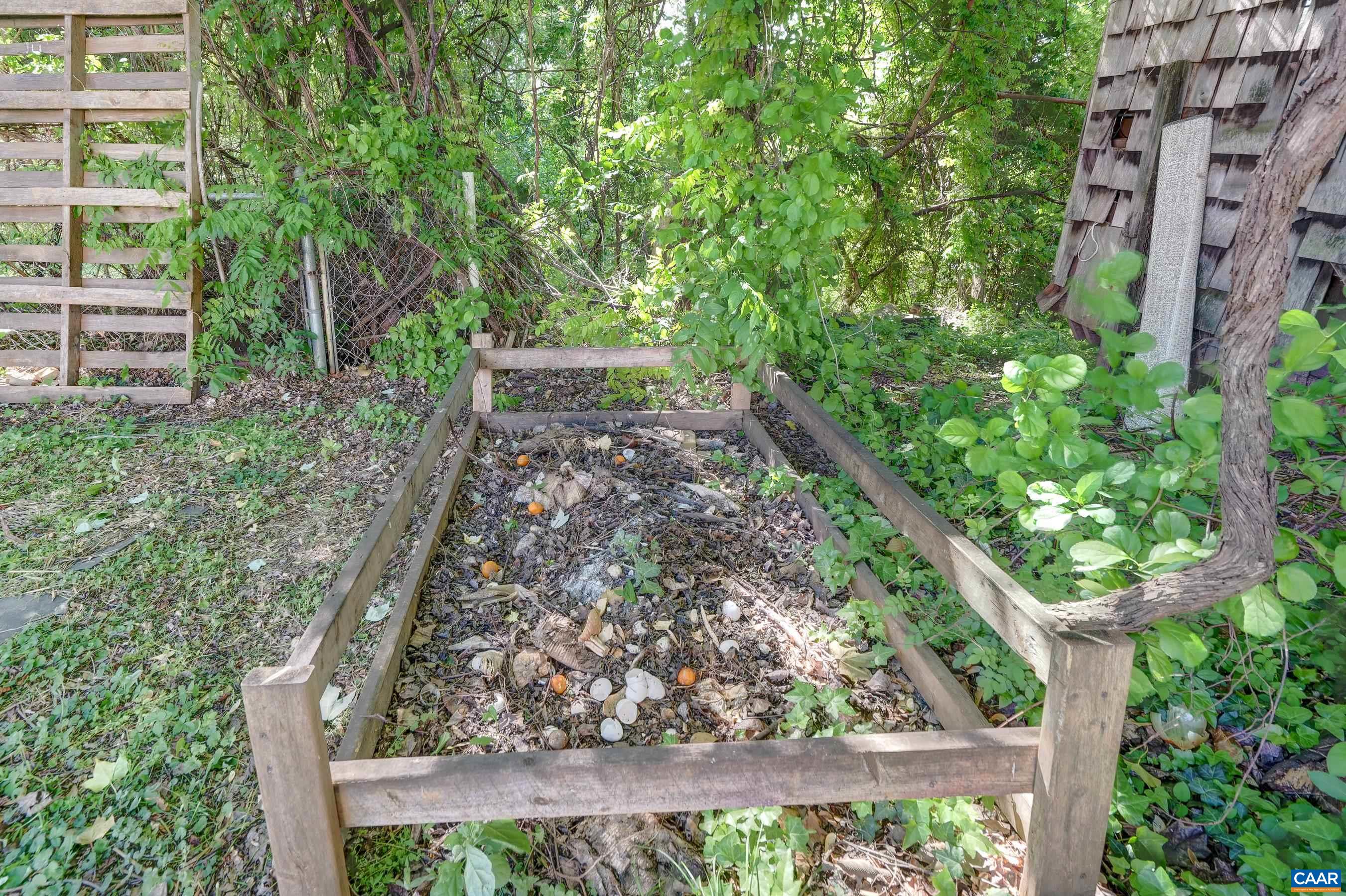 2117 COMMONWEALTH DR, CHARLOTTESVILLE, Virginia 22901, 2 Bedrooms Bedrooms, ,1 BathroomBathrooms,Residential,2117 COMMONWEALTH DR,676149 MLS # 676149