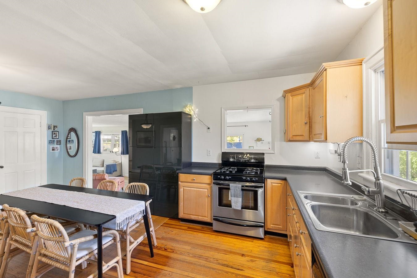 110 HAYS AVE, STAUNTON, Virginia 24401, 2 Bedrooms Bedrooms, ,1 BathroomBathrooms,Residential,110 HAYS AVE,676166 MLS # 676166